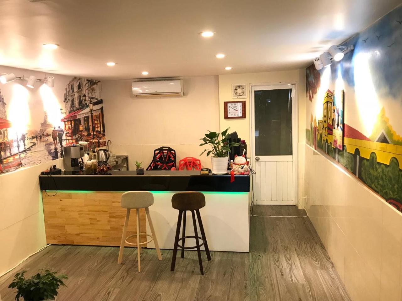 הו צ'י מין סיטי The Lily Hostel & Coffee מראה חיצוני תמונה