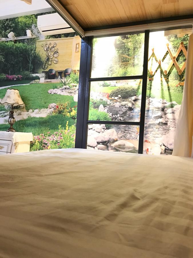 הו צ'י מין סיטי The Lily Hostel & Coffee מראה חיצוני תמונה